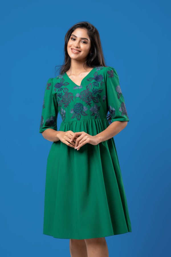 V-Neck Embroidery Detailed Short Dress - Image 2