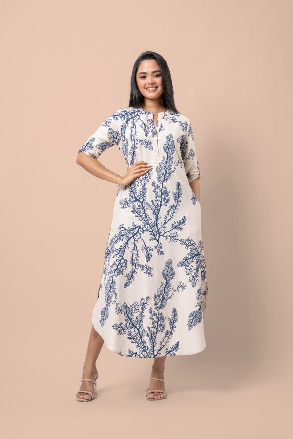Botanical Patterned Curved Hem Maxi Dress - Image 4