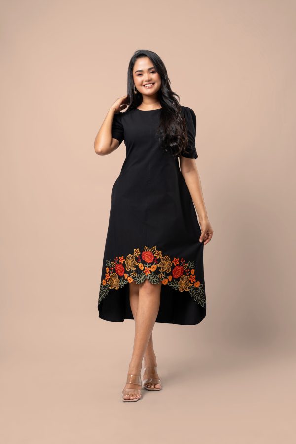 Floral Cut Embroidery Detail High-Low Hem Midi Dress - Image 4