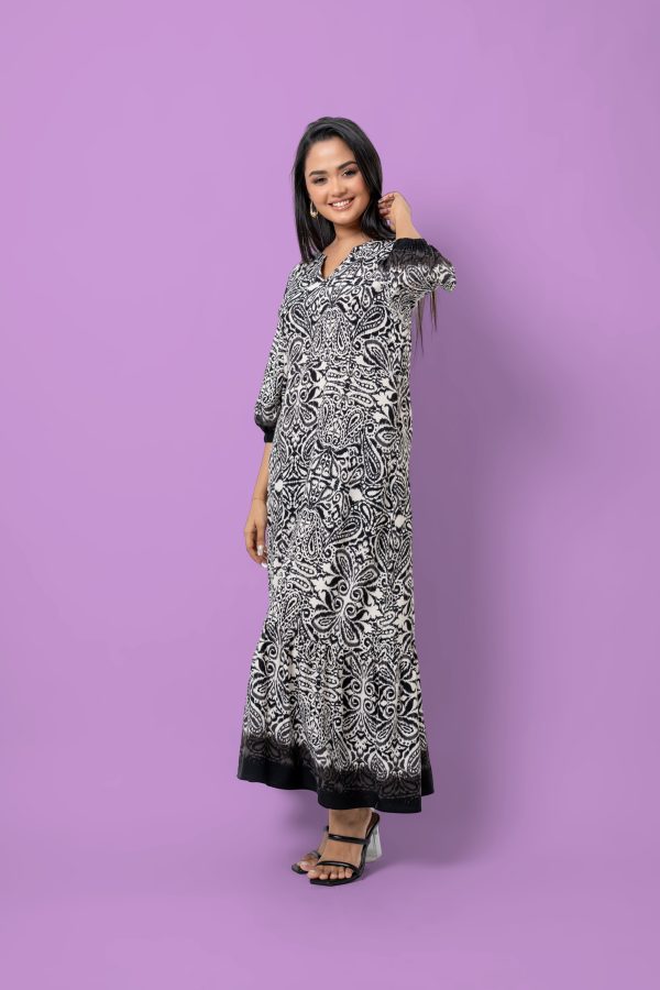 Ikat Patterned Tiered Maxi Dress - Image 3