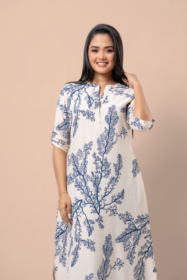 Botanical Patterned Curved Hem Maxi Dress - Image 2