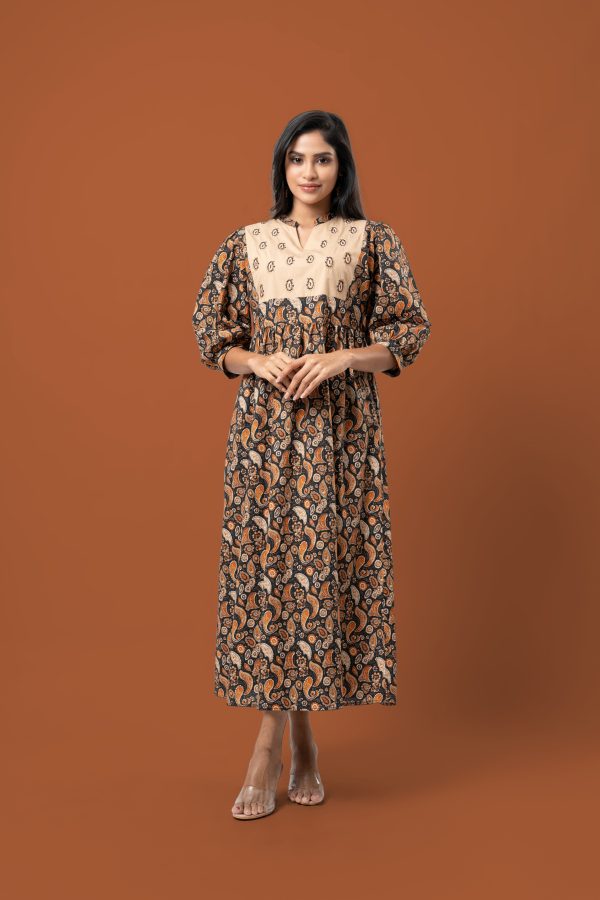Two Tone Embroidered Maxi Dress - Image 3