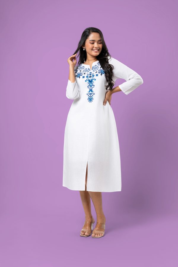 Front Slit Detail Embroidered Midi Dress - Image 4