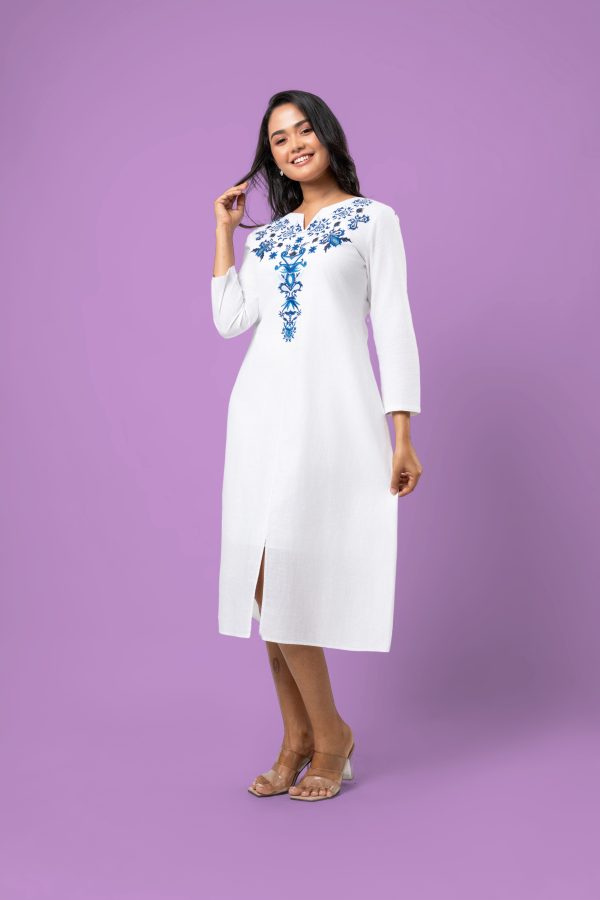 Front Slit Detail Embroidered Midi Dress - Image 5