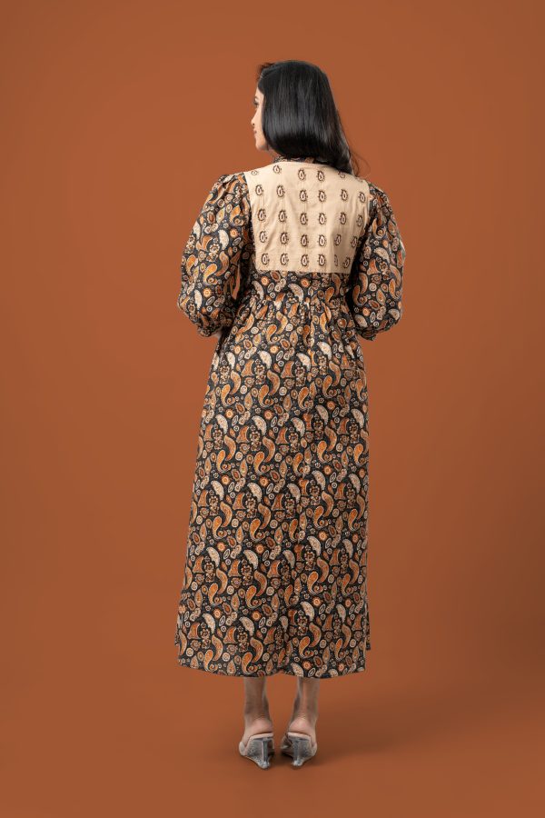 Two Tone Embroidered Maxi Dress - Image 5