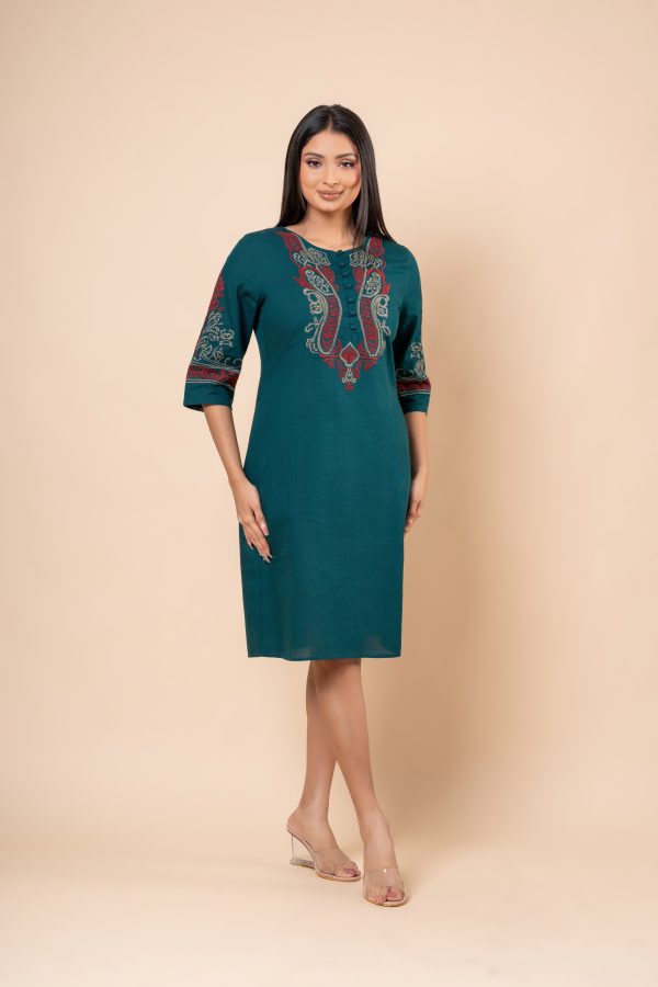 Embroidery Detail Short Dress - Image 3