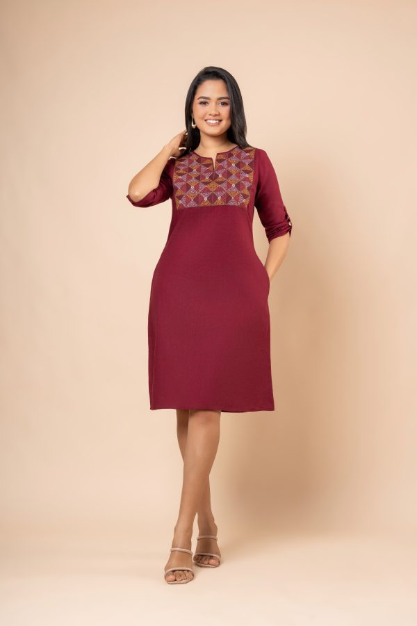 Geometric Embroidery Detail Short Dress - Image 4