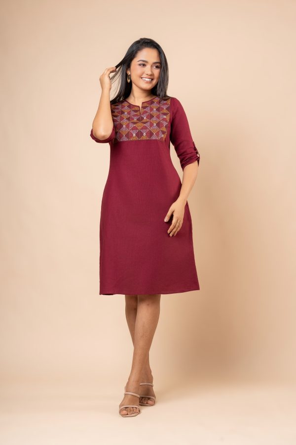Geometric Embroidery Detail Short Dress - Image 5