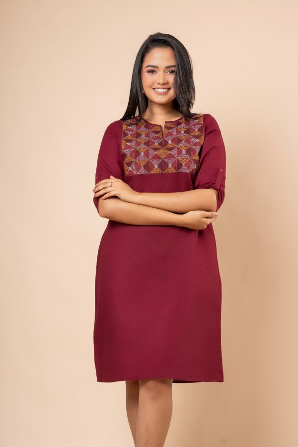 Geometric Embroidery Detail Short Dress - Image 2