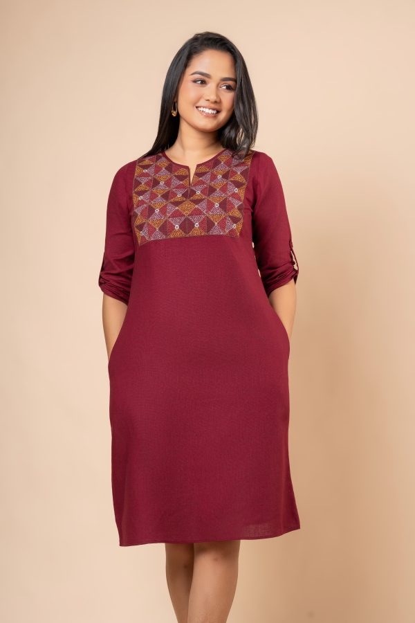 Geometric Embroidery Detail Short Dress - Image 3