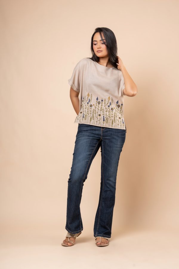 Floral Embroidery Detail Maggie Sleeve Blouse - Image 3