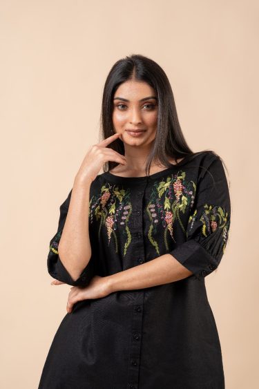 Floral Embroidery Detail Button-Down Short Dress