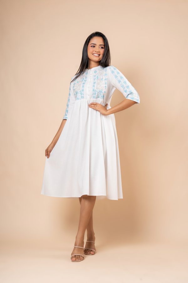 Embroidery Detailed Midi Dress - Image 5
