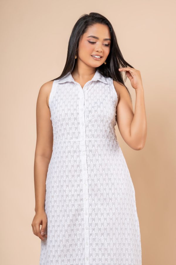 Sleeveless Collared Button-Down Midi Dress - Image 5