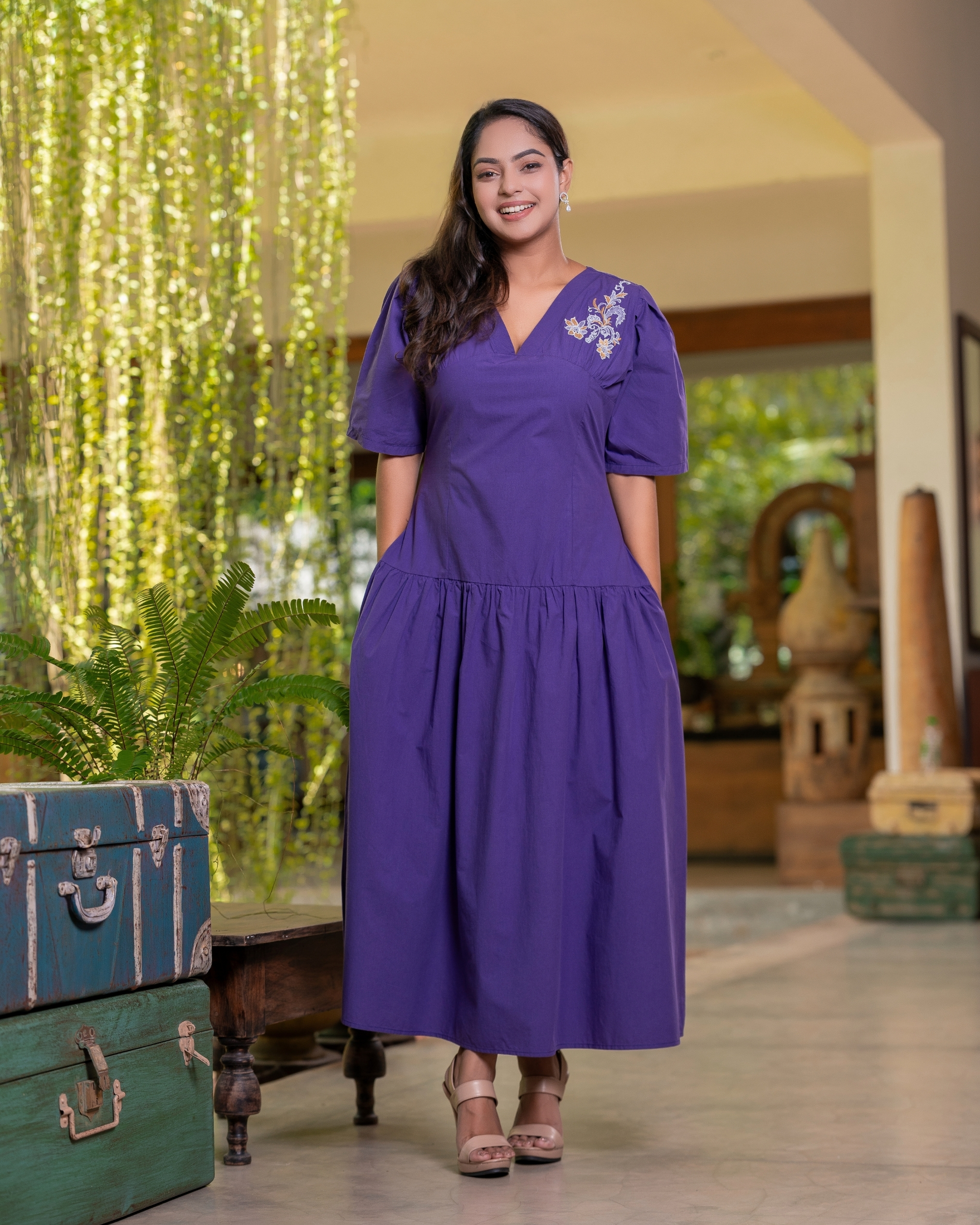 Floral Embroidery Detail Drop Waist Maxi Dress - Image 3