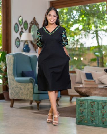 Floral Embroidery Detail Puff Sleeve Short Dress