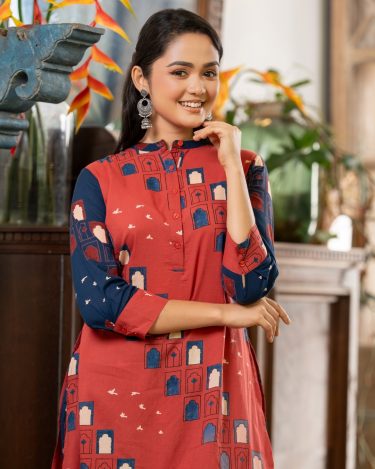 Motif Patterned Colourblock Kurta Top and Pants Set