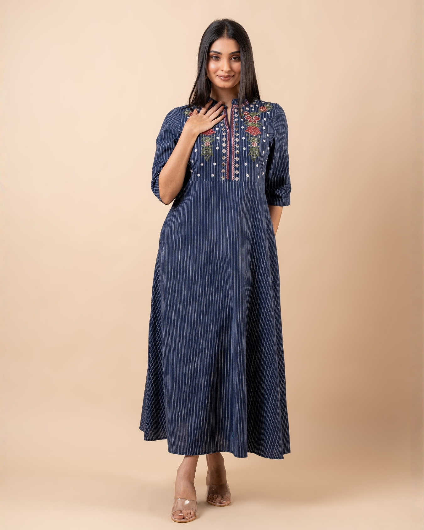 Floral Embroidery Detail Maxi Dress - Image 2