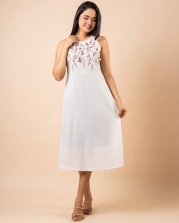 Floral Embroidery Detail Sleeveless Midi Dress - Image 4