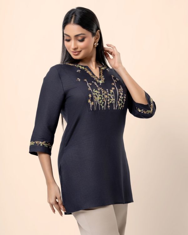 Floral Embroidery Detail Kurta Top - Image 3