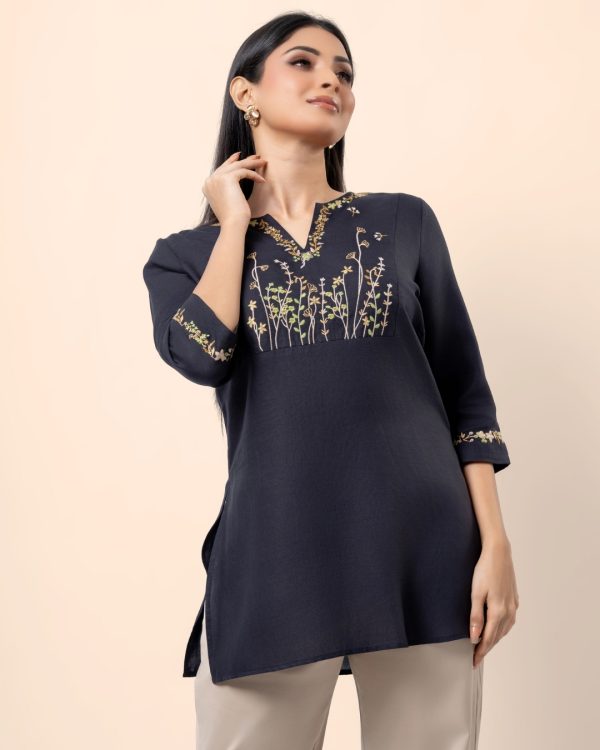 Floral Embroidery Detail Kurta Top - Image 2