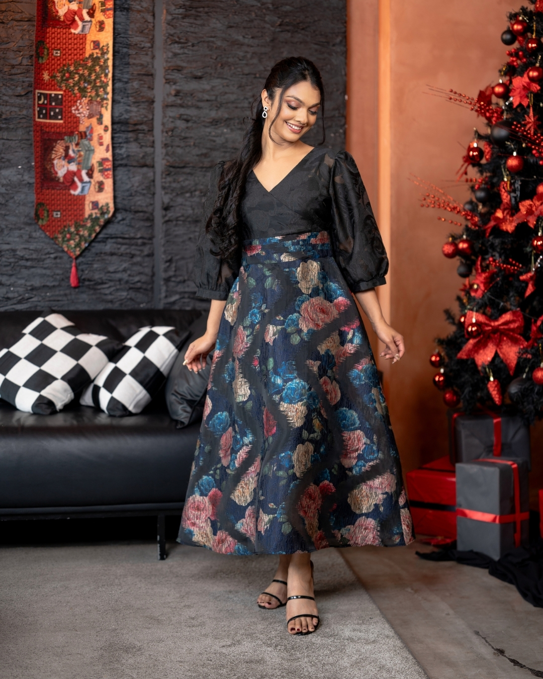 Floral Patterned Crossover Detail Puff Sleeve Midi Dress - Image 5