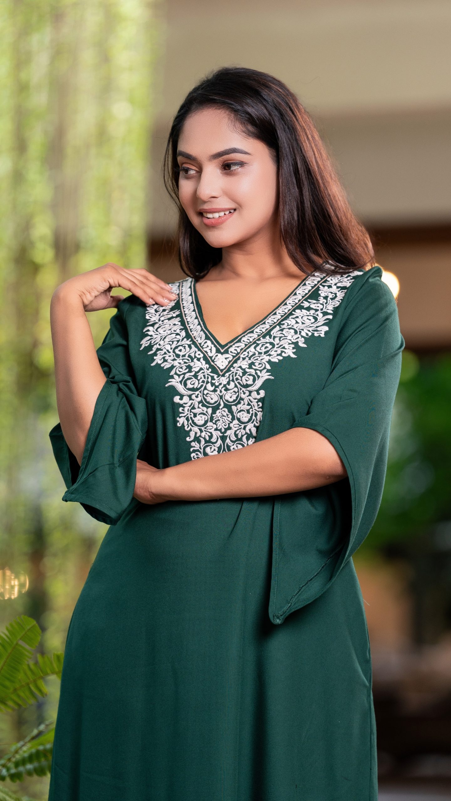 Embroidered High-Low Bell Sleeved Maxi Dress - Image 2