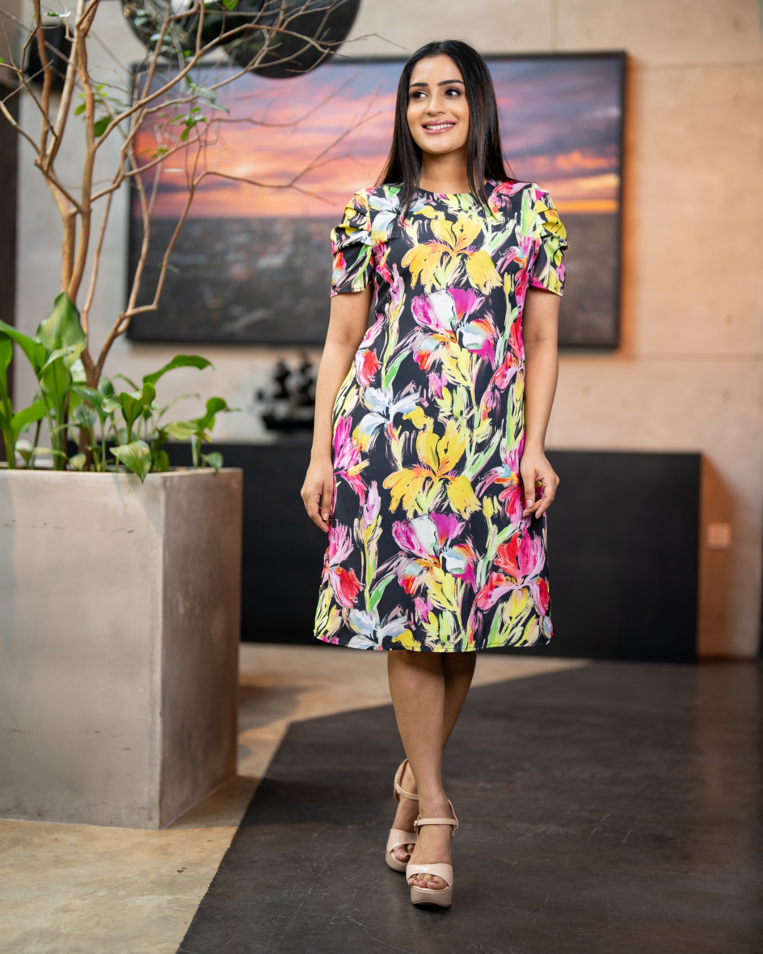 Pleated Sleeve Detail Short Dress - Image 4