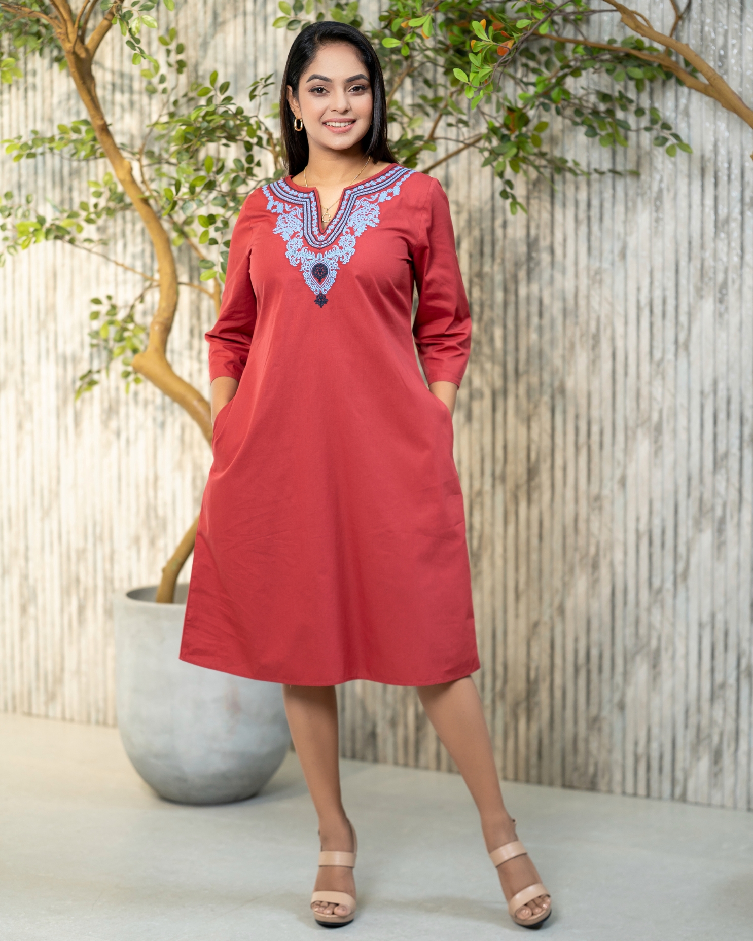 Embroidery Detail Notch Neck Short Dress - Image 3