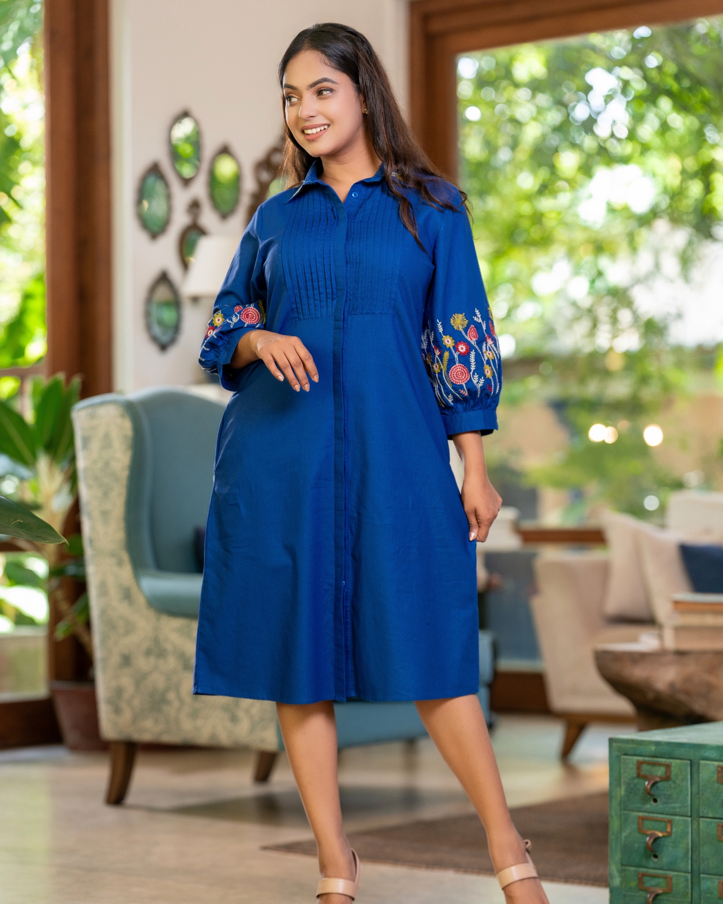 Floral Embroidered Pintuck Detail Short Shirt Dress - Image 4