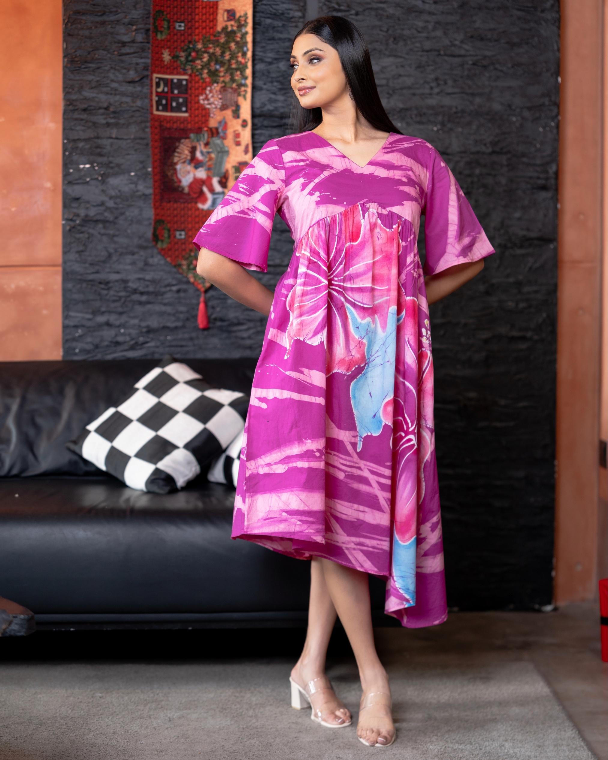 Floral Patterned High-Low Hem Batik Midi Dress - Image 3