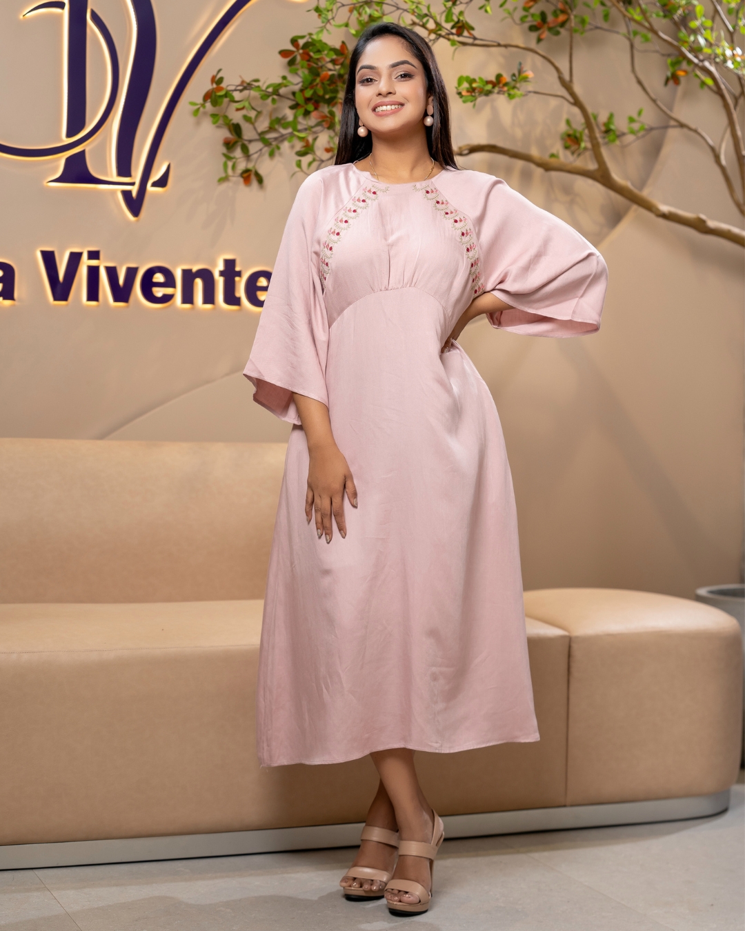 Raglan Sleeve Floral Embroidered Midi Dress - Image 4