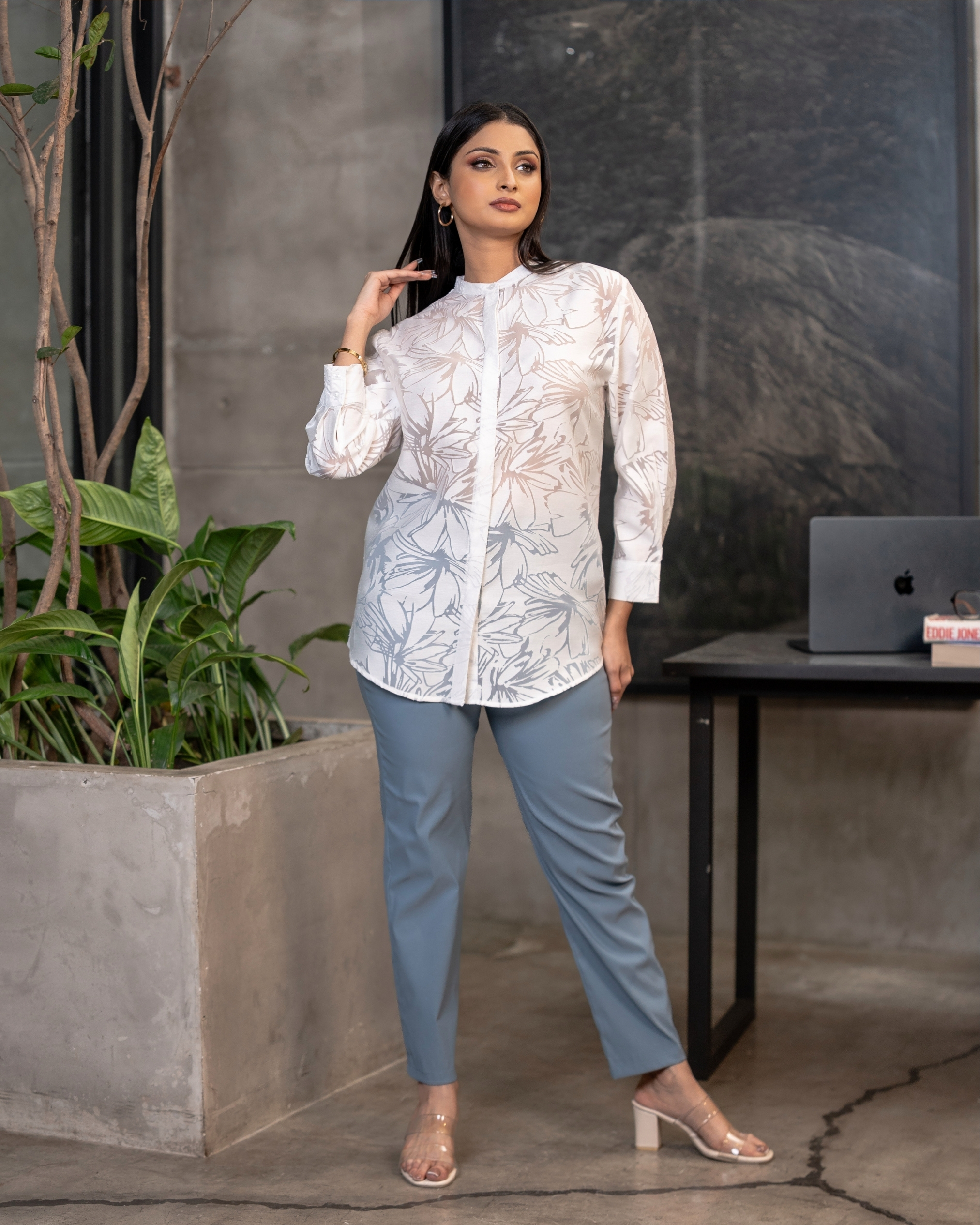 Chinese Collar Hidden Button Placket Detail Top - Image 5