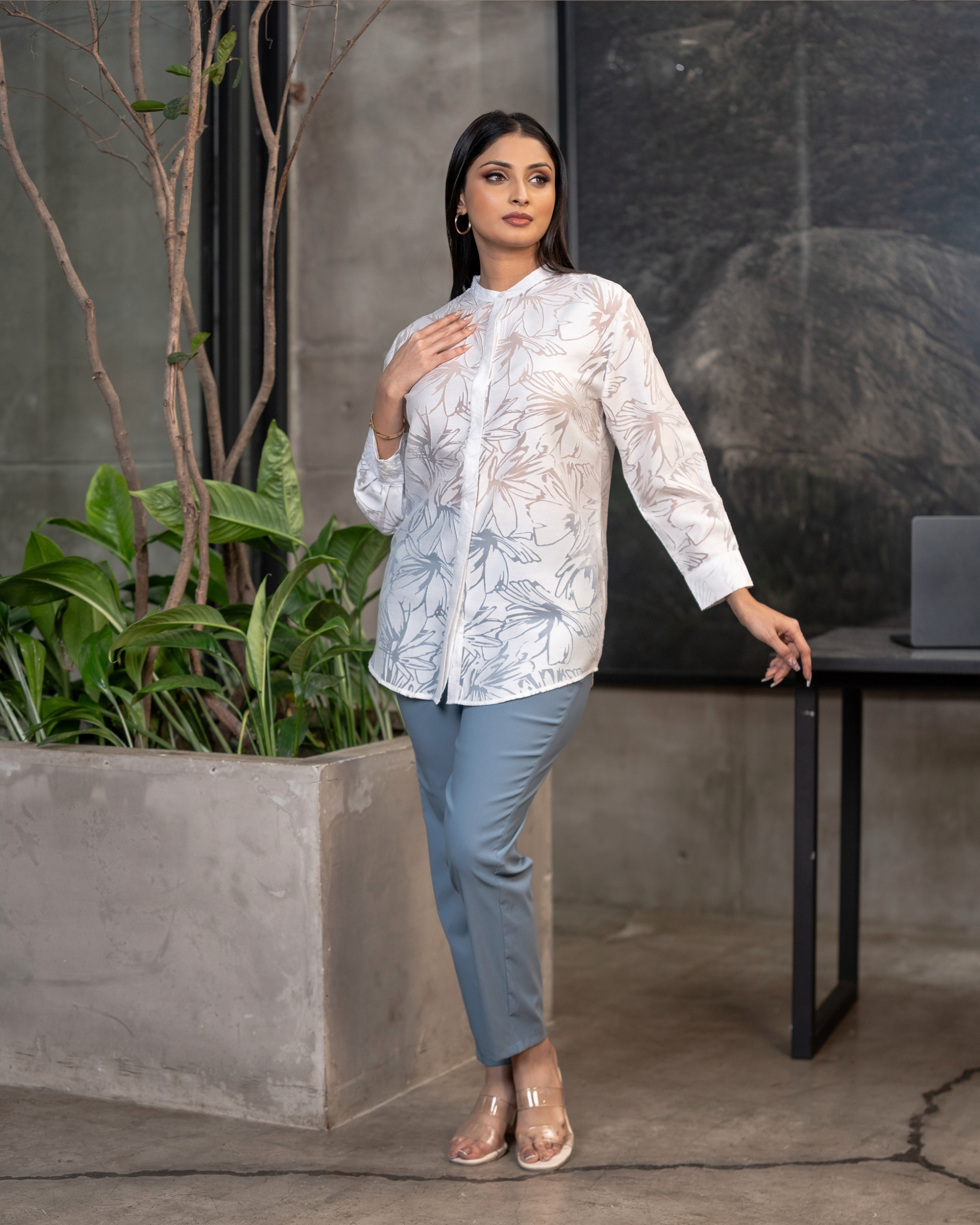 Chinese Collar Hidden Button Placket Detail Top - Image 4