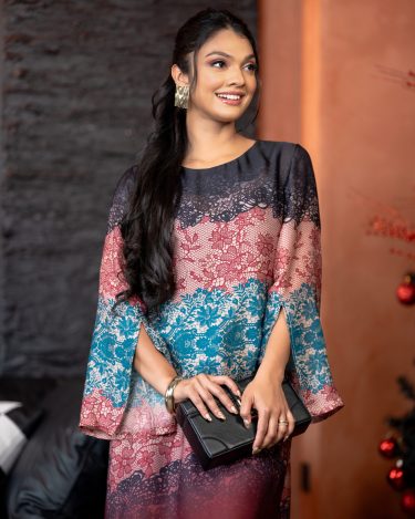 Floral patterned Sleeve Slit Detail Maxi Dress