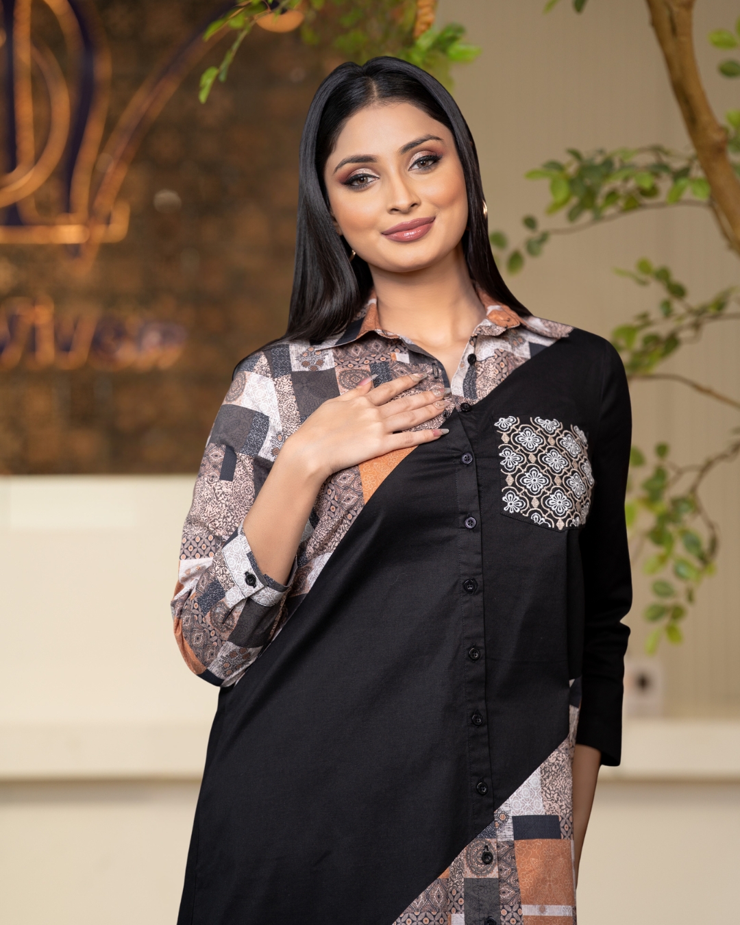 Pocket Embroidery Detail Colourblock Short Shirt Dress - Image 2