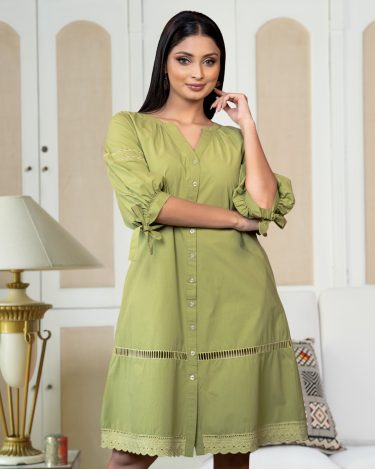 Relaxed Fit Lace Detail Tie-Up Puff Sleeve Short Dress