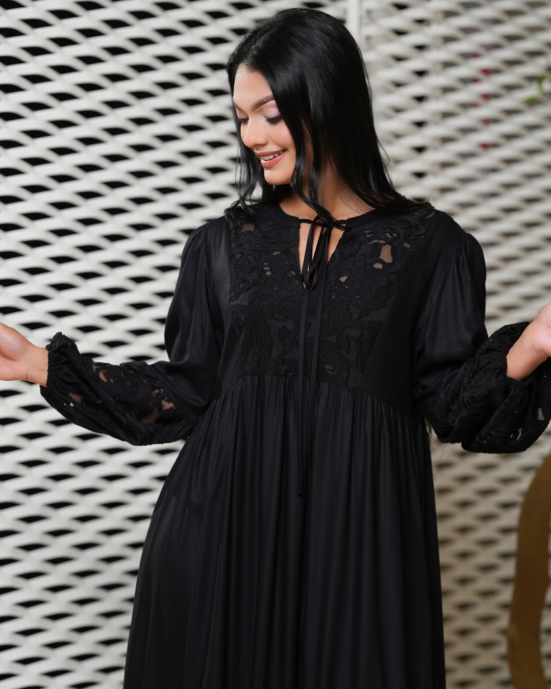 Lace Detail Front Tie-Up Maxi Dress - Image 2