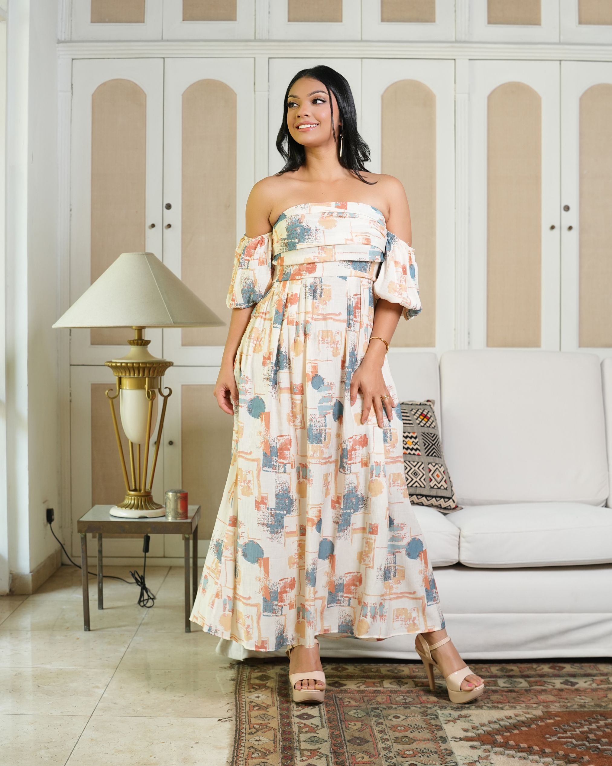 Abstract Patterned Puff Sleeved Maxi Dress - Image 4