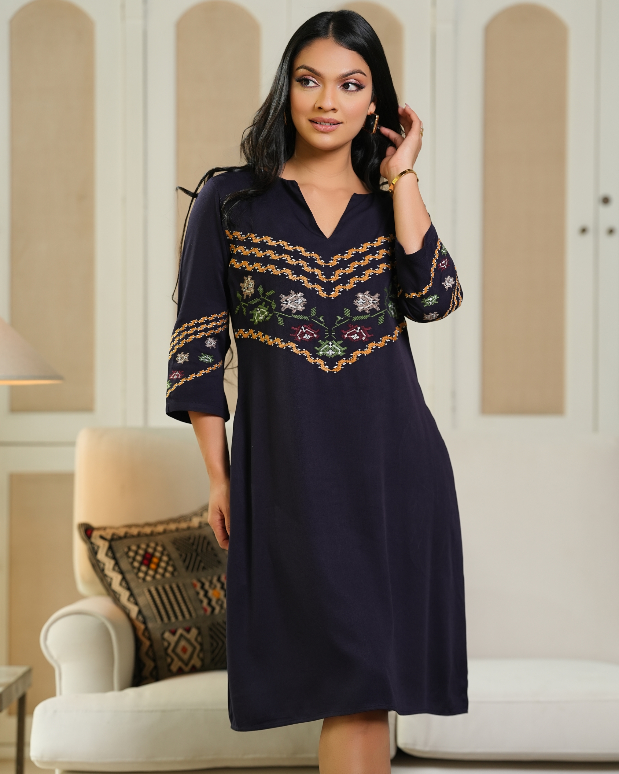 Geometric Embroidery Detail Short Dress - Image 2