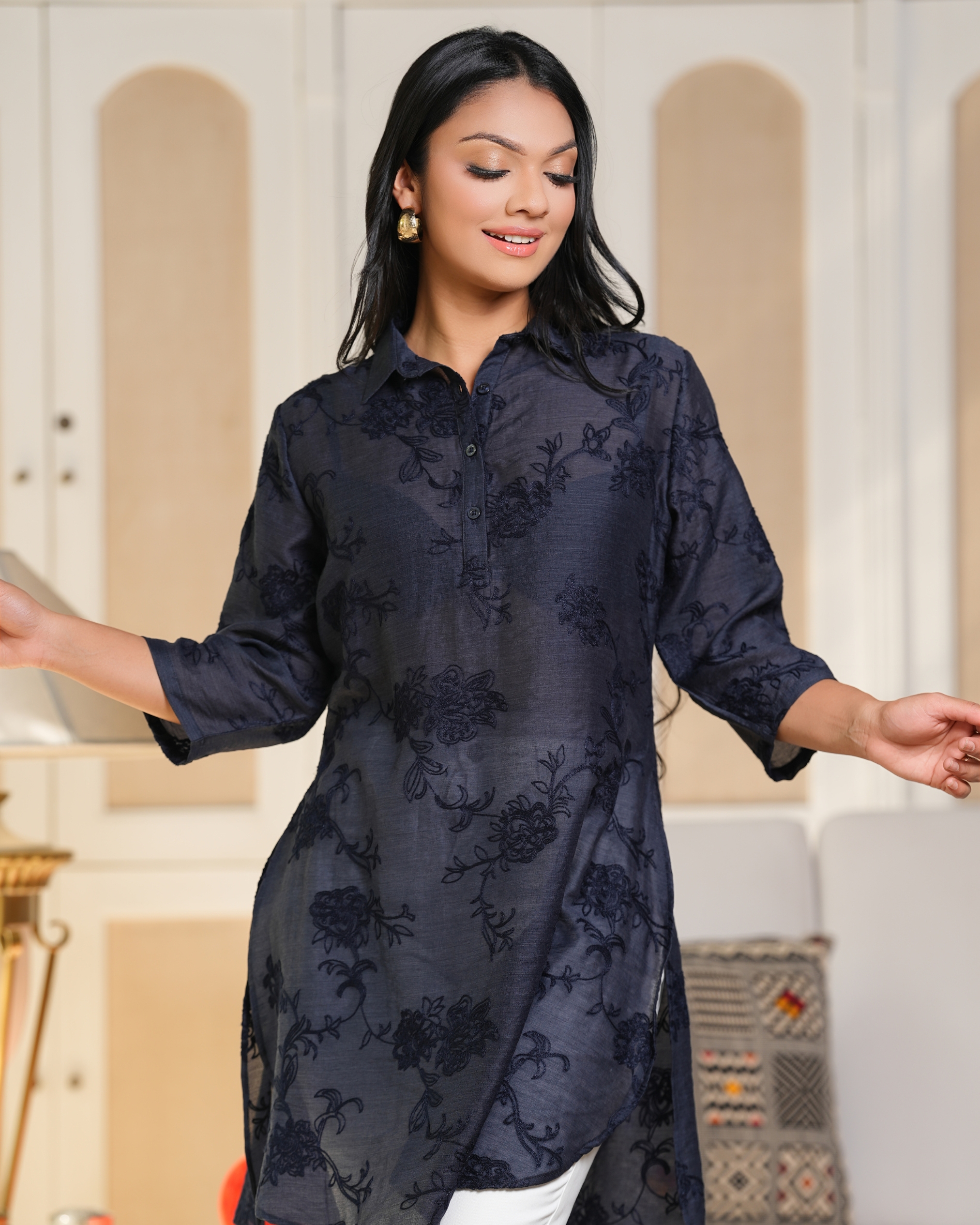 Loose Fitted All-Over Floral Embroidery Kurta Top - Image 3