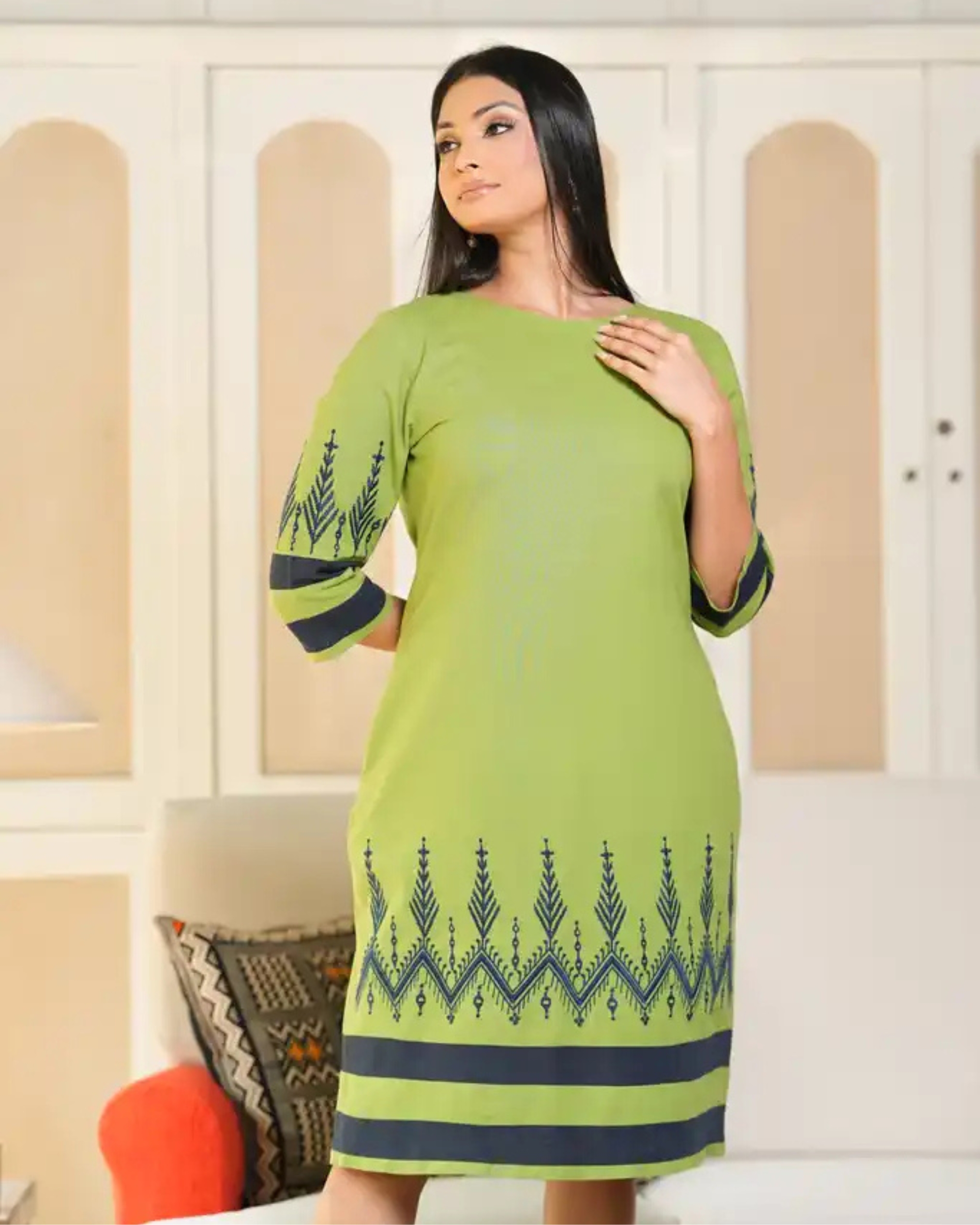 Geometric Embroidered Contrast Detailed Short Dress - Image 3