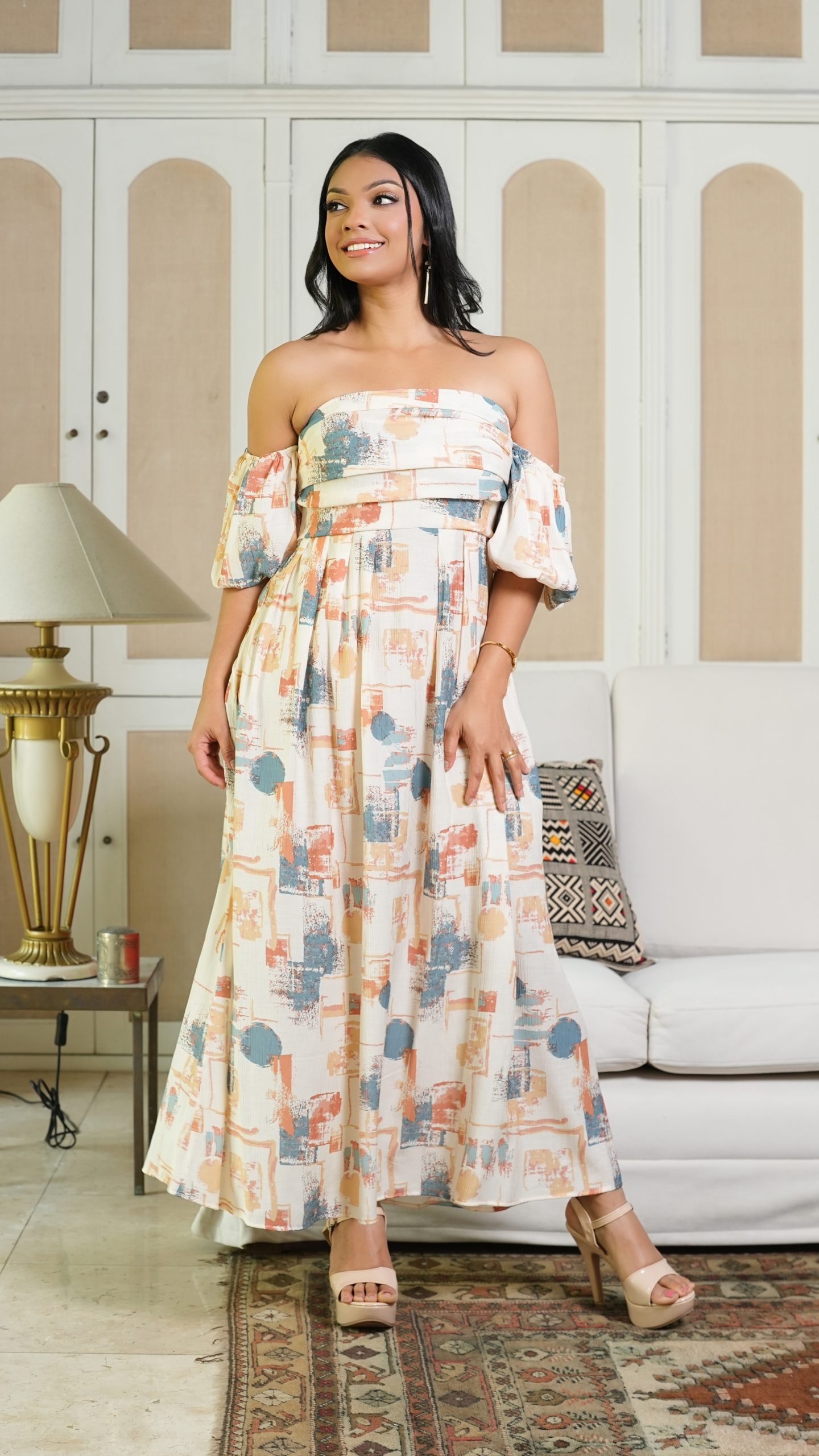 Abstract Patterned Puff Sleeved Maxi Dress - Image 6