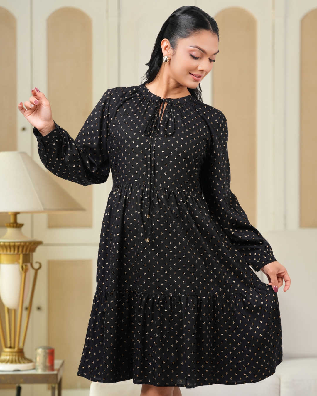 Gold Foil Patterned Raglan Sleeve Short Dress - Image 3