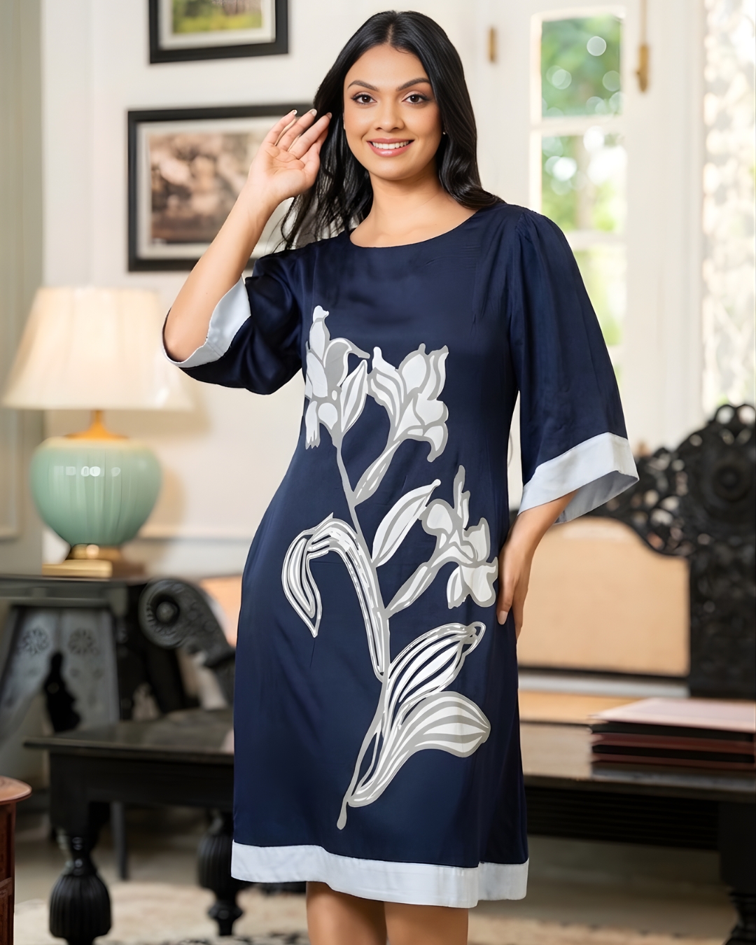 Floral Printed Contrast Detailed Short Dress