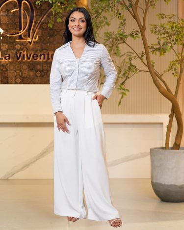 Pleat Detail Wide-Leg Trousers