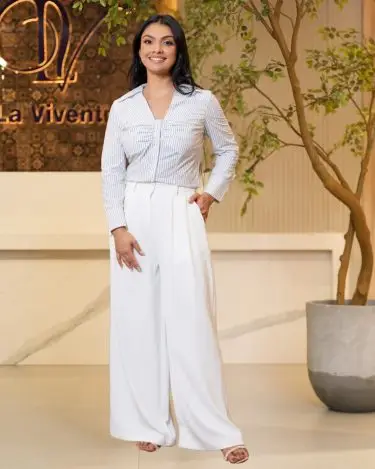 Pleat Detail Wide-Leg Trouser