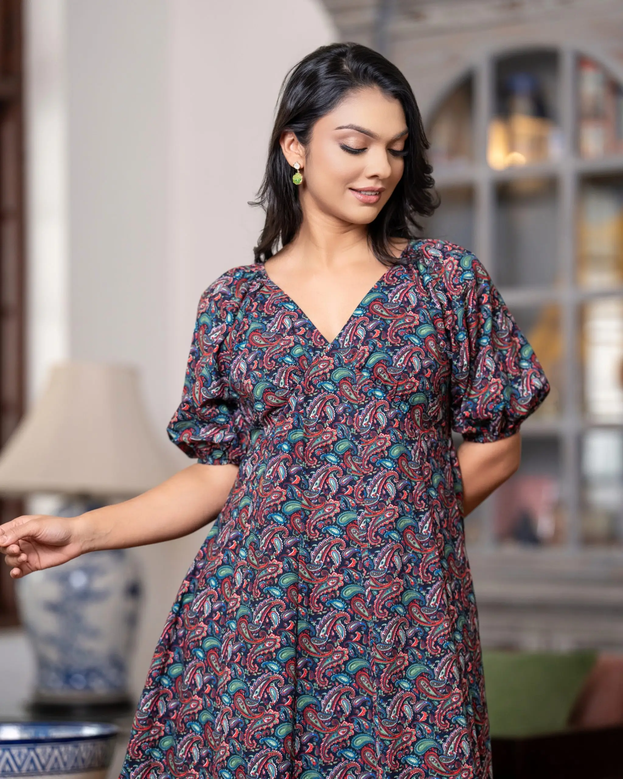 Empire Waist Midi Dress with Allover Paisley Print - Image 4