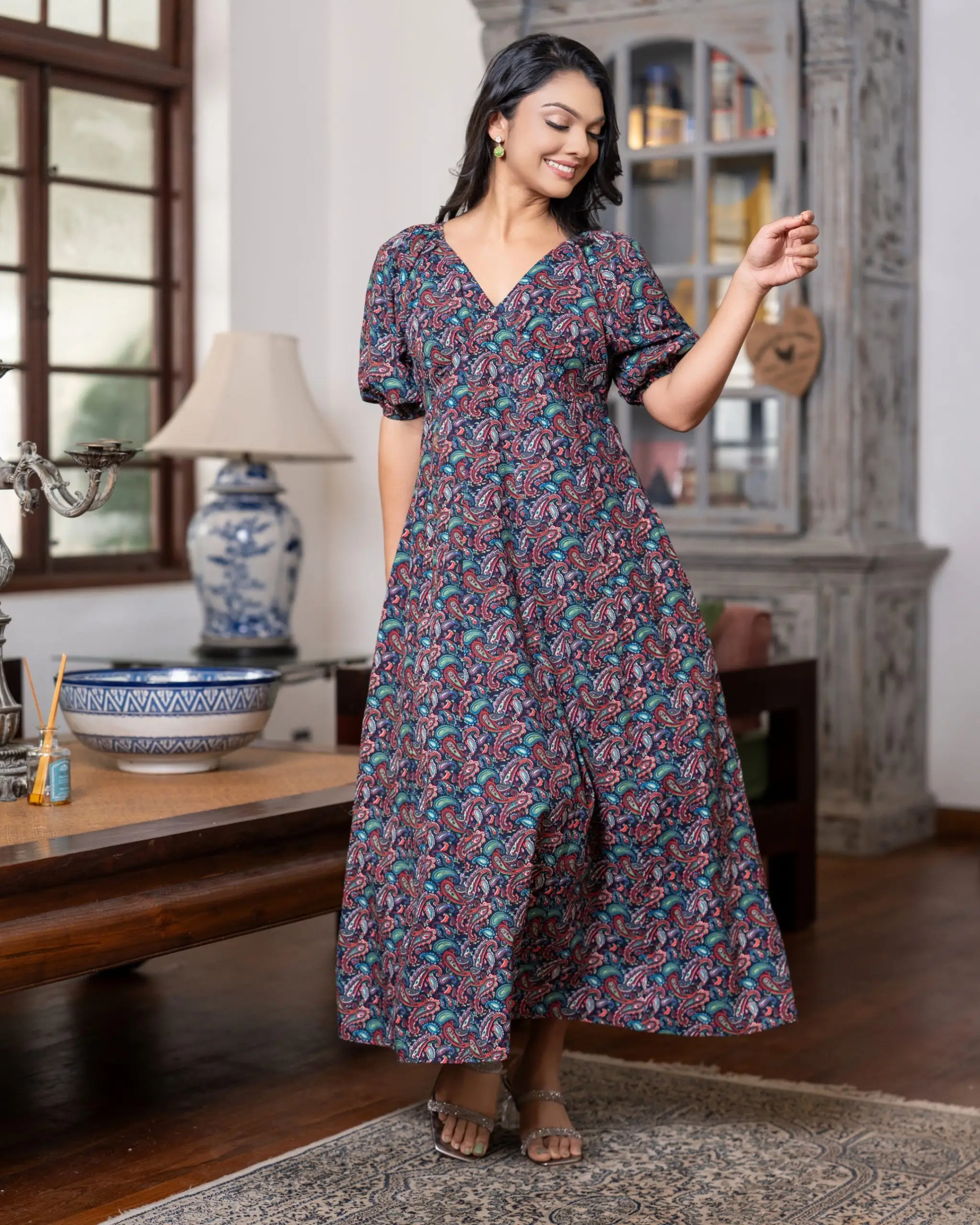 Empire Waist Midi Dress with Allover Paisley Print - Image 3