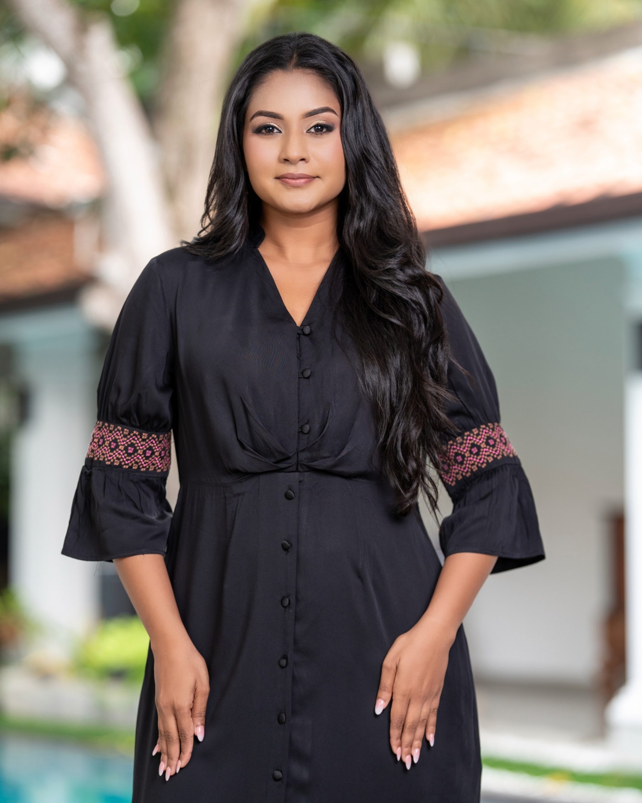 Button-Front Maxi Dress with Pleated Bust & Embroidered Sleeves - Image 4